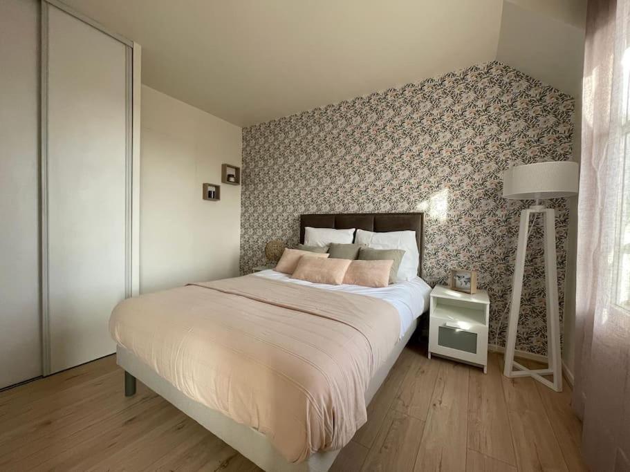 Disneyland - Wifi - Parking - Centre Ville 바이유 로망빌리에 외부 사진